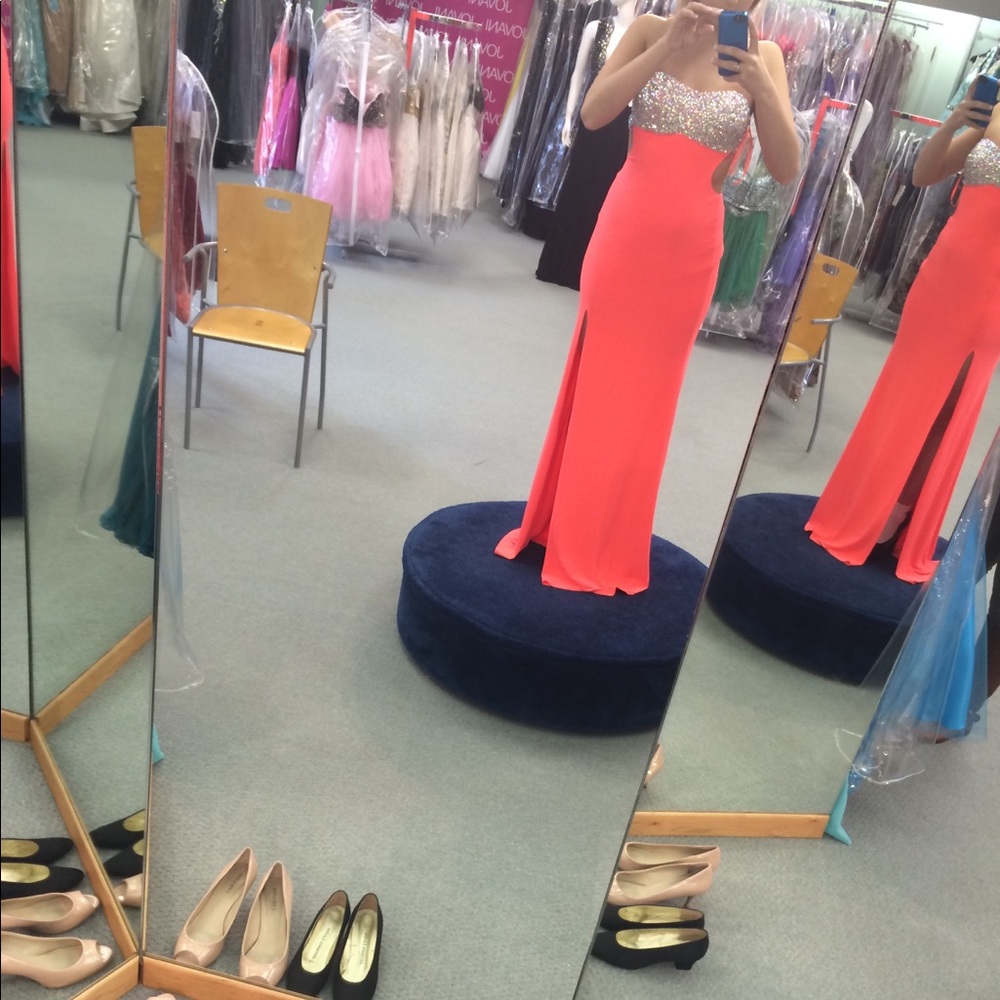 Prom dress